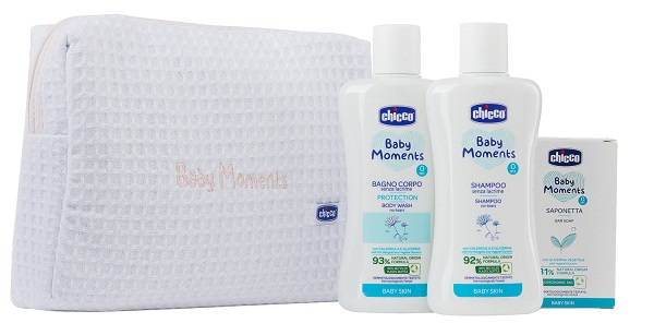 CHICCO BABY MOMENTS BEAUTY BAG W ZIP ROSA BAGNOSCHIUMA PELLI DELICATE 200 ML + SHAMPOO PELLI DELICATE 200 ML + SAPONE SOLIDO PELLI DELICATE 100 G - FarmaLucia